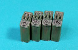 画像7: EUREKA XXL[E-050]1/35 WWII アメリカ陸軍燃料用ジェリカンセット＃2