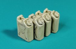 画像7: EUREKA XXL[E-051]1/35 現用 アメリカ陸軍樹脂飲料水携帯容器セット＃2