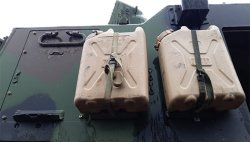 画像8: EUREKA XXL[E-051]1/35 現用 アメリカ陸軍樹脂飲料水携帯容器セット＃2