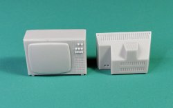 画像4: EUREKA XXL[E-055]1/35 ジオラマ素材 25inブラウン管テレビセット
