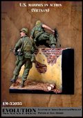 エボリューション[EM-35035]1/35　塀を越えて進撃する米海兵隊隊員 ベトナム(1)