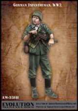 エボリューション[EM-35141]1/35　WWIIドイツ陸軍歩兵 襟を開ける下士官 大戦初期