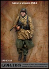 エボリューション[EM-35153]1/35　WWIIドイツ陸軍 防寒コート姿の歩兵