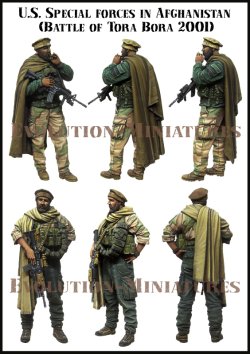 画像1: エボリューション[EM-35197]1/35 現用 アメリカ特殊部隊隊員トラボラの戦い アフガニスタン2001(2体セット)