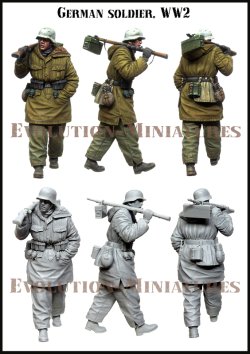 画像1: エボリューション[EM-35211]1/35 WWII ドイツ予備弾薬を運ぶ冬季装備の歩兵 ハリコフ1943