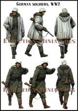 エボリューション[EM-35212]1/35 WWII ドイツ厳冬の行軍を行う二人の独兵 ハリコフ1943(2体セット)