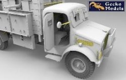 画像11: ゲッコー・モデル[GEC35GM0154]1/35 ベッドフォード OY アルマジロMk.III 即製装甲車
