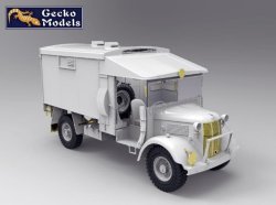 画像2: ゲッコー・モデル[GEC35GM0070] 1/35  WW.II K2/Y 軍用救急車  「ウェル・ノウン・ケイティ」 (限定特装版)