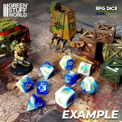 画像2: グリーンスタッフワールド[GSWD-2677]20面体ダイス20mm　ブルーホワイト（5個入）