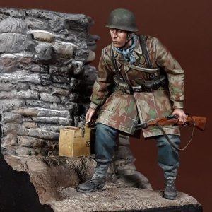 画像1: HDMODELS[HDM35156]1/35 WWII ドイツ 空軍野戦師団兵＃1 パンツァーシュレック砲手 (1)