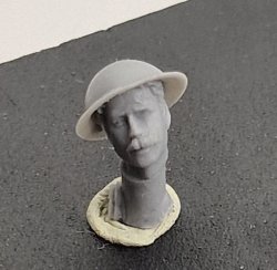 画像8: HDMODELS[HDM35194]1/35 WWII イギリス 英連邦軍 衛生兵セット(展示ベース付)