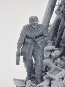 画像5: HDMODELS[HDM35271]1/35 WWII ドイツ 降下猟兵 モンテ・カッシーノの戦い1944 ジオラマセット