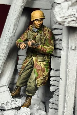 画像1: HDMODELS[HDM35273]1/35 WWII ドイツ FG42を持つ降下猟兵 1944