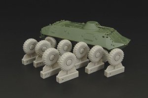 画像1: Hauler[HLH72061]1/72 BTR-60 Wheels (ACE,ICM, S-model) (1)