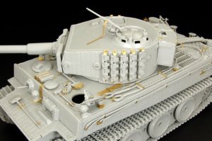 画像1: Hauler[HLU35063]1/35WWII独 ティーガーI エッチング基本セット(イタレリ6471用) (1)