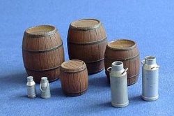 画像2: Hauler[HLU35080]1/35樽とミルク缶セット