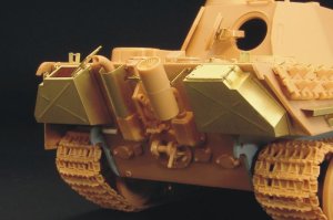 画像1: Hauler[HLX48069]1/48WWII独 パンターG型/ヤークトパンター ゲペックカステンセット(タミヤ用) (1)