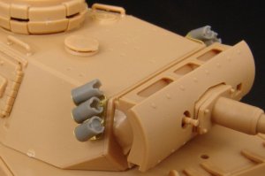 画像1: Hauler[HLX48184]1/48WWII独 スモークディスチャージャー (1)