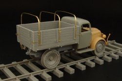 画像2: Hauler[HLX48304]1/48WWII独 シュタイヤー 1500 カーゴ 鉄道路走行仕様 改造セット(タミヤ用)