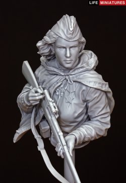 画像3: ライフミニチュア[LM-B024]1/10 WWII 露/ソ 胸像 ソビエト赤軍女性スナイパー(世界限定300個）