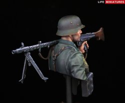 画像9: ライフミニチュア[LM-B028]1/10 胸像 WWII ドイツ国防軍 MG34機関銃手 フランス1940