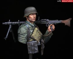 画像11: ライフミニチュア[LM-B028]1/10 胸像 WWII ドイツ国防軍 MG34機関銃手 フランス1940