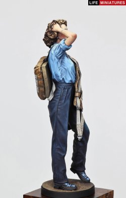 画像6: ライフミニチュア[LM-32001]1/32 WWII イギリス空軍ATA(航空輸送予備部隊)女性パイロット アッタガールズ