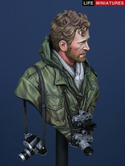 画像6: ライフミニチュア[LM-B001] 1/10 戦場カメラマン ベトナム1971年