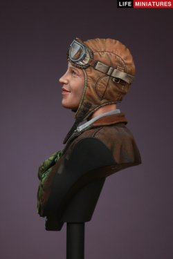 画像5: ライフミニチュア[LM-B026]1/10 胸像 アメリア・イアハート1937 〜大空に限界は無い〜