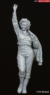 ライフミニチュア[LM-16003]1/16 永遠のセックスシンボル マリリン・モンロー 韓国慰問ツアー1954