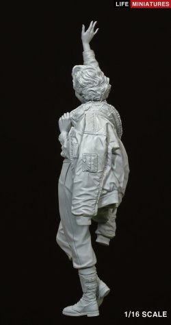 画像16: ライフミニチュア[LM-16003]1/16 永遠のセックスシンボル マリリン・モンロー 韓国慰問ツアー1954