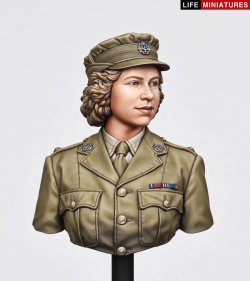 画像2: ライフミニチュア[LM-B029]1/10 胸像 WWII イギリス 補助地方義勇軍 エリザベス・ウィンザー2級准大尉 1945年