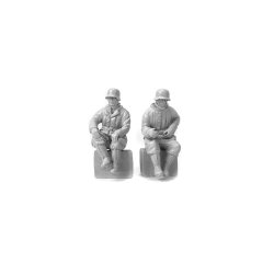 画像3: MacOne Models[MAC48605]1/48 WWII ドイツ 車両運転手セット 冬季装備(2体入)