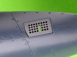 画像2: MASTER[AM-48-192]1/48 WWII アメリカ P-51ムスタング キャブレターエアフィルターカバー 標準穴開きタイプ(モンモデル用)