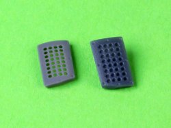 画像3: MASTER[AM-48-192]1/48 WWII アメリカ P-51ムスタング キャブレターエアフィルターカバー 標準穴開きタイプ(モンモデル用)