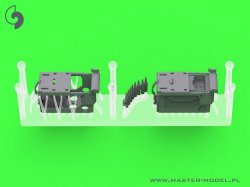 画像9: MASTER[GM-35-063]1/35 WWII アメリカ ブローニングM2HB .50口径(12.7mm)機関銃 w/戦車用マウント(初期M23揺架/弾薬トレイ)