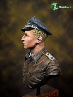 画像7: トリファクトリー[MJ09-010]1/9 ドイツ空軍エース”エーリッヒ・ハルトマン”