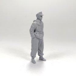 画像4: MacOne Models[MAC35800]1/35 WWIIドイツ戦車搭乗員A 防寒野戦服を着た戦車兵