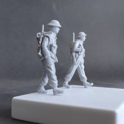 画像3: MacOne Models[MAC48600]1/48 WWIIイギリス陸軍 冬姿の歩兵セット(2体入)