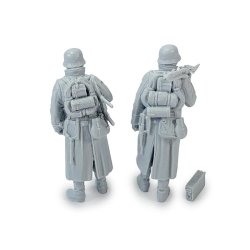 画像2: MacOne Models[MAC48602]1/48 WWIIドイツ陸軍冬季装備歩兵セットA MG射撃ティーム(2体入)