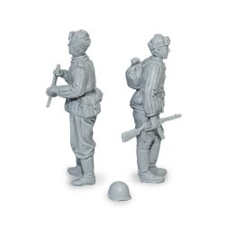 画像2: MacOne Models[MAC48604]1/48 WWIIソビエト防寒姿の赤軍歩兵セット(2体入)