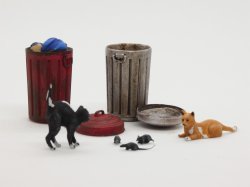 画像1: MacOne Models[MAC35180]1/35 ゴミ箱に群がるネズミと猫