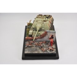 画像3: MacOne Models[MAC35128]1/35 壁 木製ドア付き