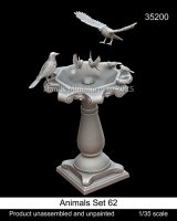 マンティス・ミニチュアズ[Man35200]1/35 動物セット62 バードバスに集まる鳥