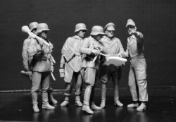 画像2: マスターボックス[MB35162]1/35 独・戦闘兵士６体1945-迷彩スモックスタイル上級将校+戦車兵他