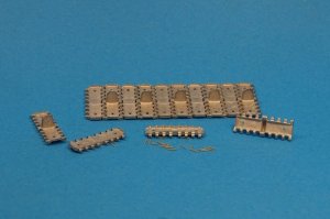 画像1: Master Club[MTL-35016]1/35 WWII露 T-34 550mm履帯 M1940 極初期型(金属製) (1)