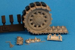 画像2: Master Club[MTL-35091]1/35 仏 AMX-13用 ゴムパッド付き履帯(新品状態)(金属製)