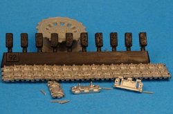 画像3: Master Club[MTL-35092]1/35 仏 AMX-13用 ゴムパッド付き履帯(摩耗状態)(金属製)