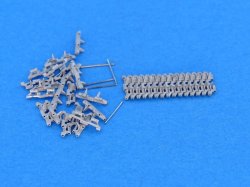 画像2: Master Club[MTL-35240]1/35 英 ユニバーサルキャリアー 連結履帯