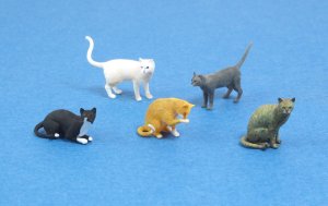画像1: マソモデル[MH35047] 1/35 ネコ(5点)(3Dプリント)【メーカー絶版】 (1)